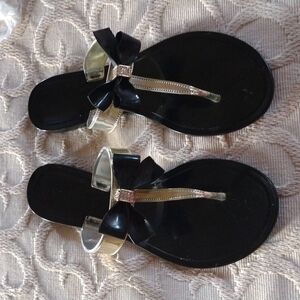 4@30.00 or 20.00 Ladies Sandals by SODA